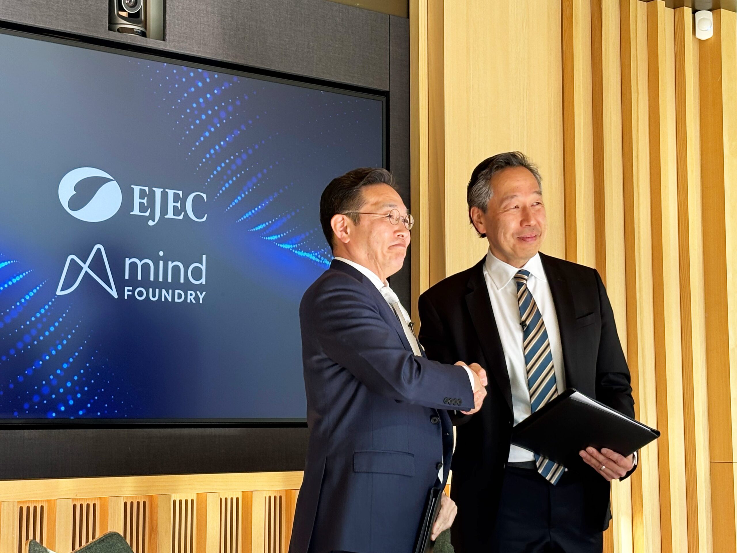 英国AI開発企業 Mind Foundry社と業務提携